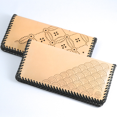 友禅彫刻札入れ