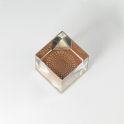 ペーパーウエイト